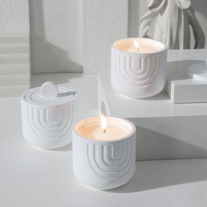 (White peach cedar)Scented Candle - Soy Wax Candle in Ceramic Pot